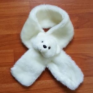 Girl's scarf with 3D stuffed animal